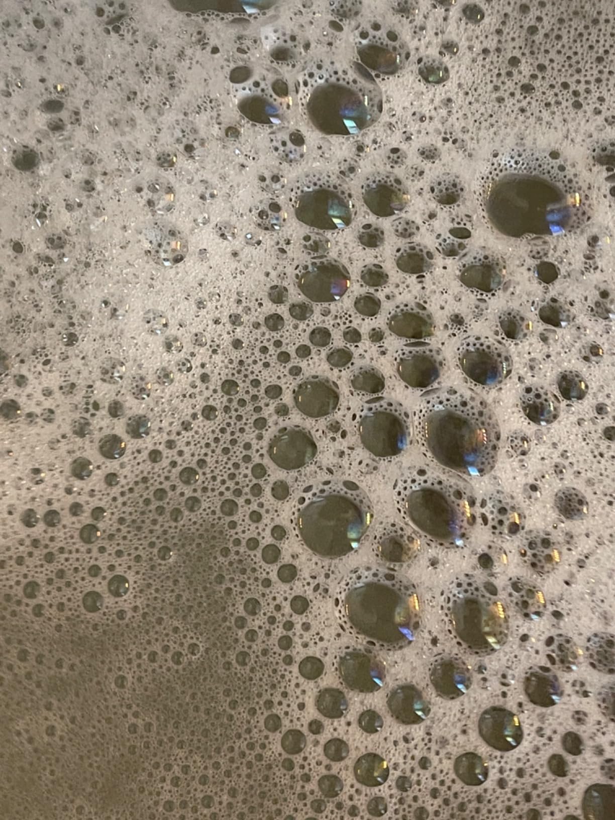 Introducing the Ultimate Sensory Escape: White Peach & Jasmine Body Wash