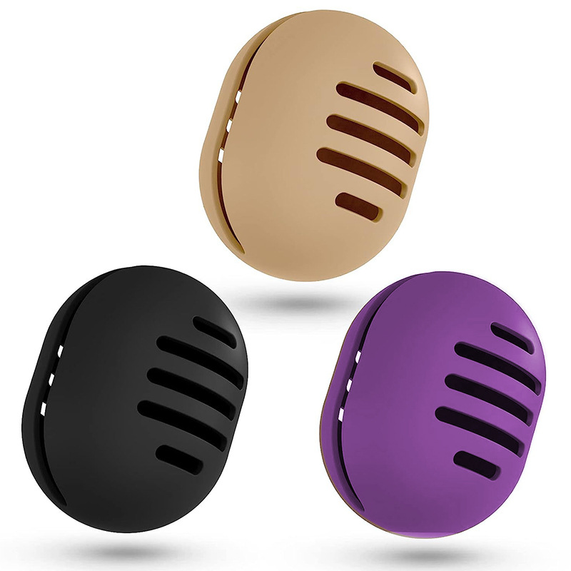 Sanctuary for Your Sponge: The REALBEL Silicone Beauty Blender Case – Where Hygiene Meets Portable Elegance