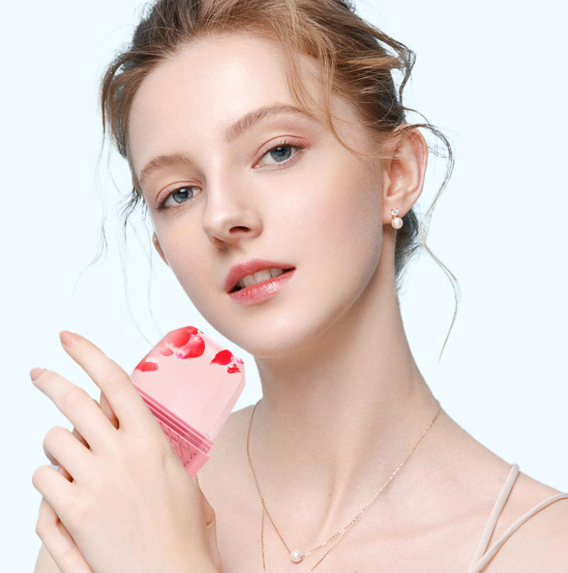 Unlock the “Frozen Age” Magic: Discover the REALBEL Silicone Slant Ice Skin Massager for Pore Perfection